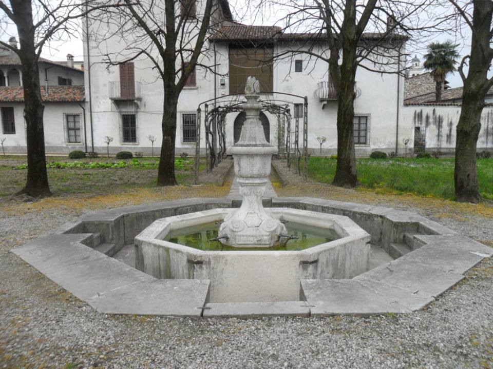 Fontana del Collegio delle Vergini